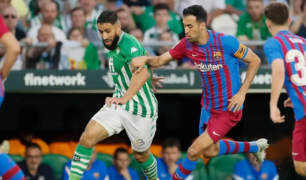 Barcelona está en el segundo puesto de LaLiga, mientras que Betis marcha en el quinto lugar. Foto: EFE