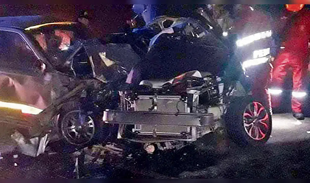 Jóvenes que iban a culminar sus carreras universitarias fueron víctimas de la imprudencia y velocidad en las pistas.