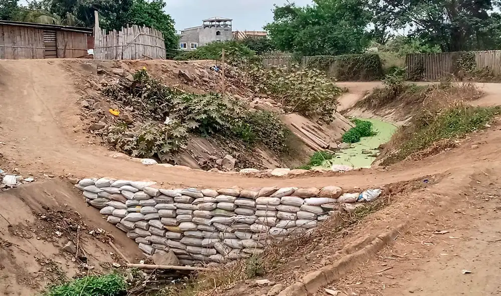 Pasos son habilitados de manera artesanal.