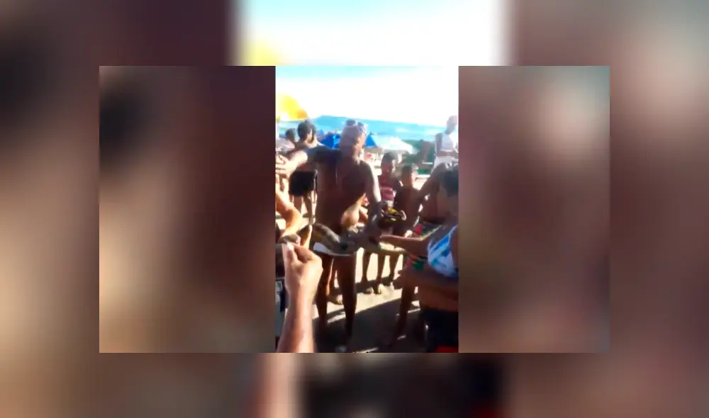 Desliza hacia la izquierda para ver a la enorme anaconda que se hizo viral en YouTube. Desliza hacia la izquierda para ver a la enorme anaconda que se hizo viral en YouTube.