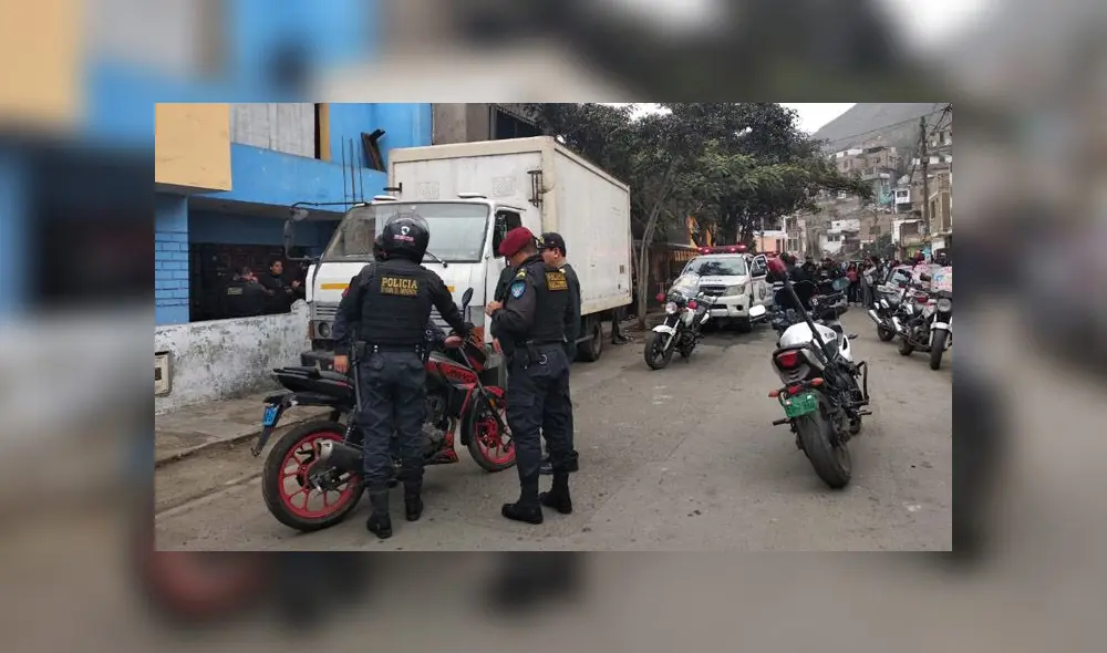Comas: Policía Nacional y serenos recuperan instrumentos musicales robados de un concierto Comas: Policía Nacional y serenos recuperan instrumentos musicales robados de un concierto