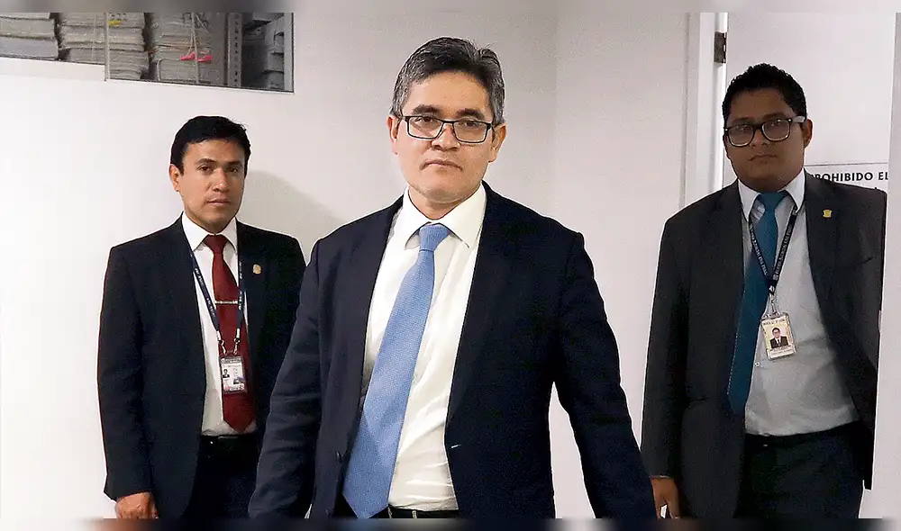 Vinculan a Chávarry con documentos sobre denuncias a Vizcarra Vinculan a Chávarry con documentos sobre denuncias a Vizcarra