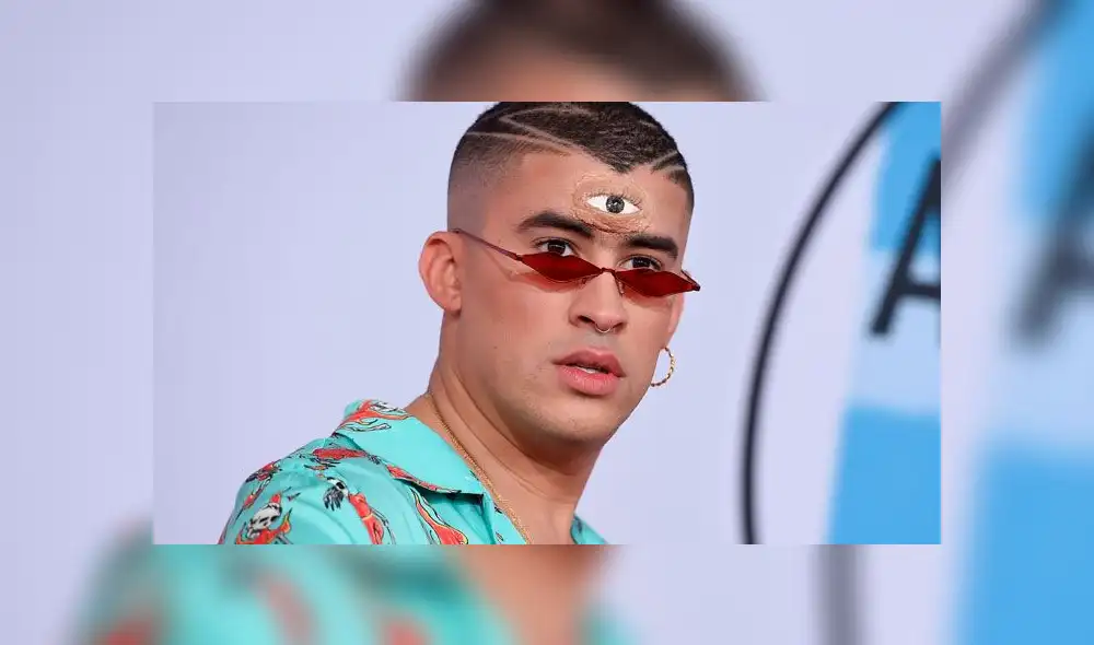 Bad Bunny se presenta en concierto de Farruko y regala dinero [VIDEO]