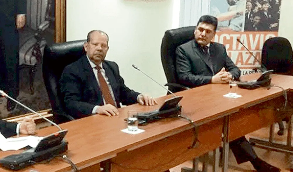 Nexos. Octavio Salazar y el procurador Jhony Tupayachi.