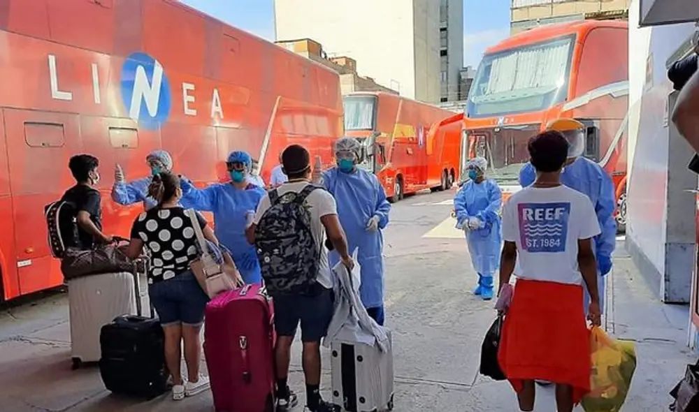 Los viajes pueden vía terrestre o aérea. (Foto: Referencial / Andina) Los viajes pueden vía terrestre o aérea. (Foto: Referencial / Andina)