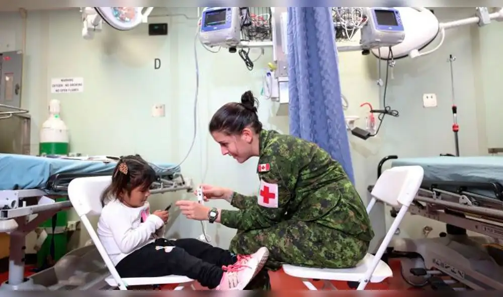 Buque estadounidense brindó atención a 5000 pacientes en Paita