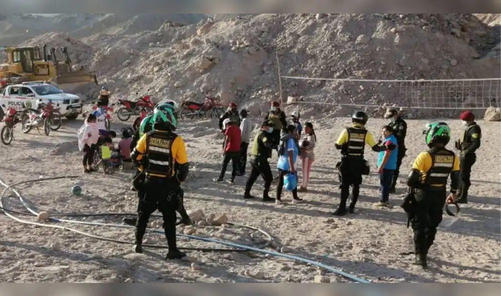 Los intervenidos fueron derivados a la comisaría de la jurisdicción para ser multados por incumplir las normas sanitarias. Foto: Municipalidad Provincial Mariscal Nieto.