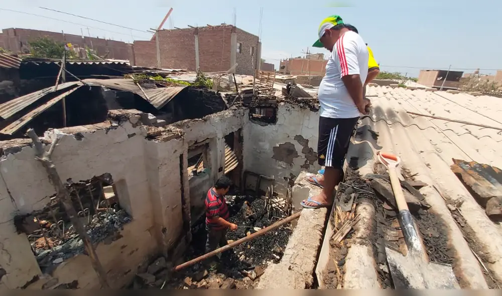 El incendio habría iniciado en el cuarto donde vivía la occisa. El incendio habría iniciado en el cuarto donde vivía la occisa.