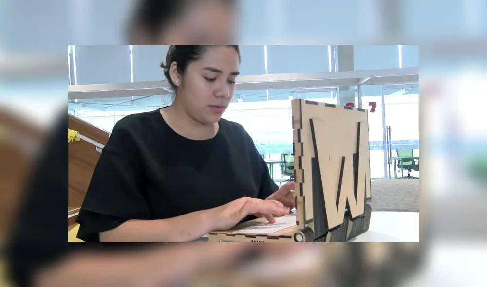 Visión. Alejandra Carrasco nos comenta de los proyectos de WAWA Laptop, como los avances en la versión 3.0 y la plataforma Yachay Wasi. (Foto: Pilar López)