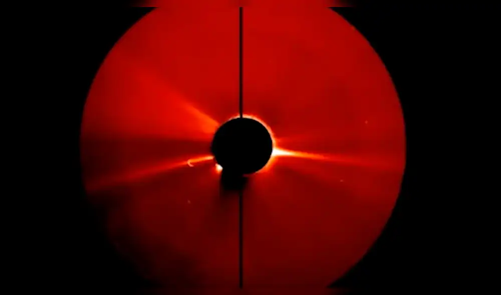 YouTube Viral: Empleado de la NASA filtra video que muestra objeto gigante saliendo del sol [VIDEO]