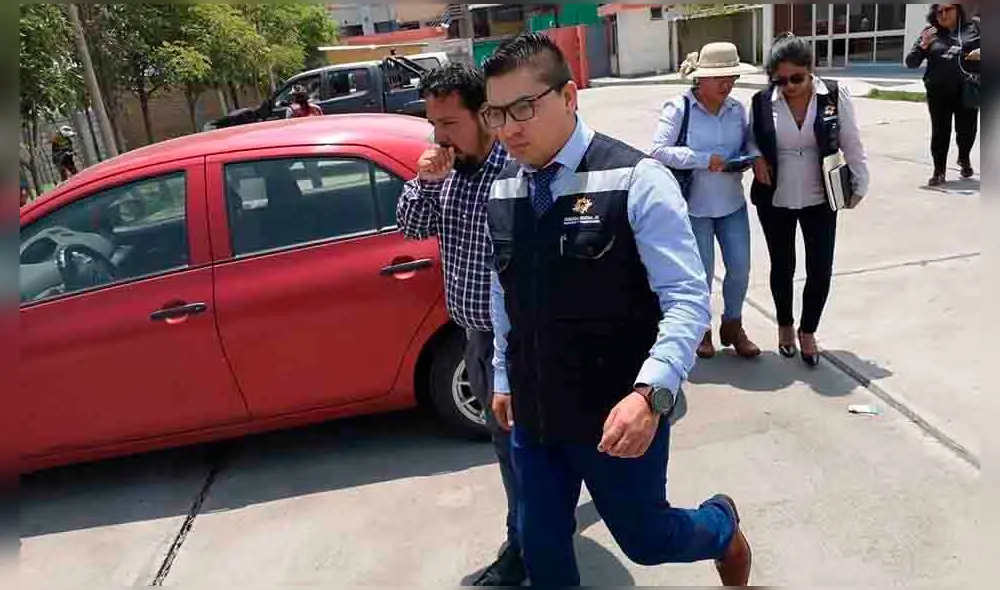 en apuros. Grover Delgado es acusado de adueñarse de donaciones en audios. Él lo niega, dice que todo fue voluntario.