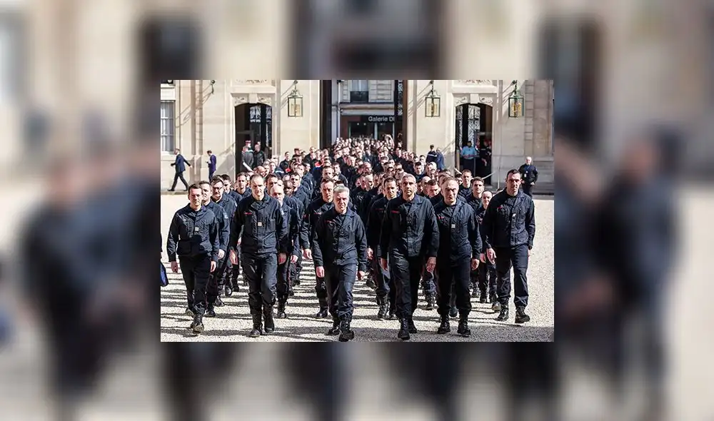 Francia evalúa levantar una catedral efímera frente al Notre Dame Francia evalúa levantar una catedral efímera frente al Notre Dame