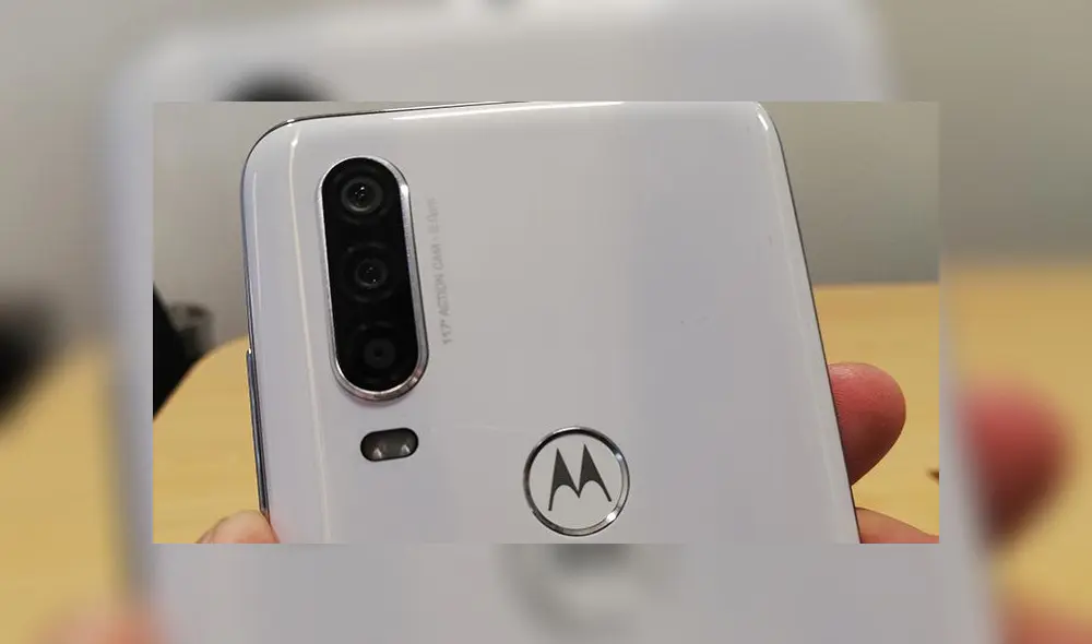 Motorola One Action posee un lente gran angular al estilo GoPro. Foto: Daniel Robles.