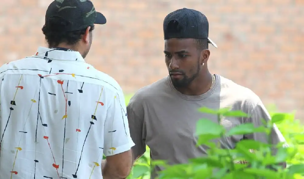 Carlos Ascues no aceptó la reducción de sueldo y seguirá con suspensión laboral. Foto: Luis Jiménez/La República Carlos Ascues no aceptó la reducción de sueldo y seguirá con suspensión laboral. Foto: Luis Jiménez/La República