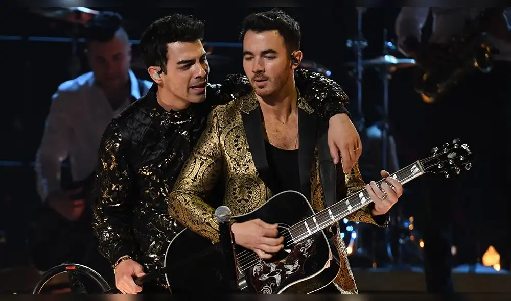 Los artistas pusieron a bailar a los asistentes de la gala y sellaron una enérgico show con "What a man gotta do"