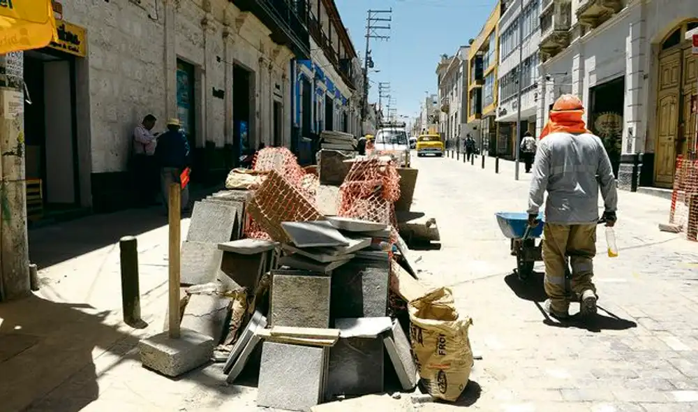 Según municipio, retraso se debe a paro de Construcción Civil, conexiones clandestinas, entre otros factores.