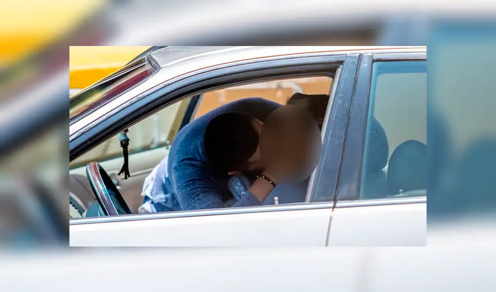 Las dramáticas imágenes de un hombre al intentar revivir a su abuela, víctima de la COVID-19. Foto: Moisés Pablo/Cuartoscuro.