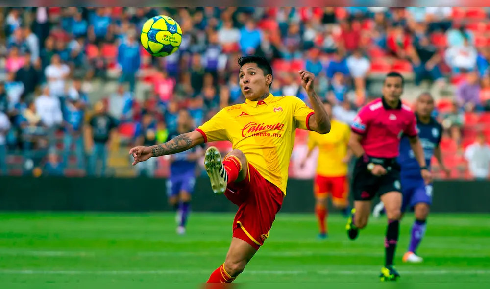 Selección peruana: Peter Arévalo expresó que Raúl Ruidíaz fue mejor que André Pierre Gignac en la Liga MX.