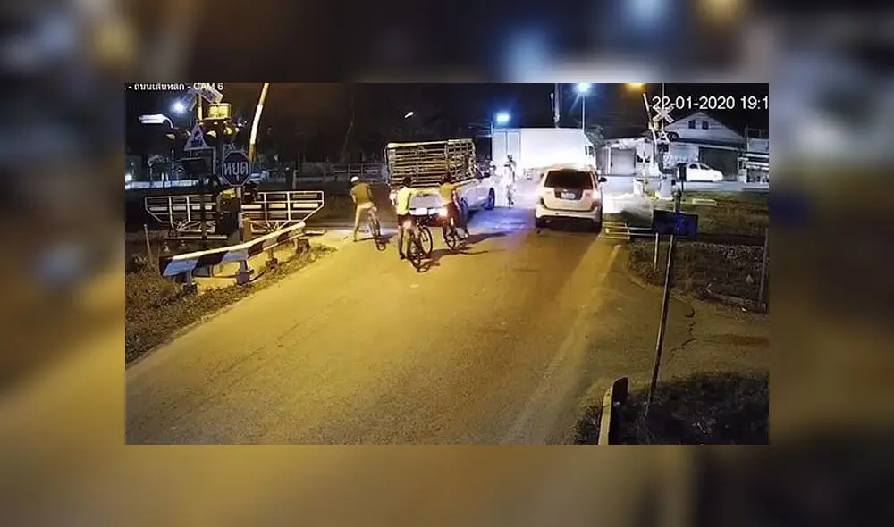 Desliza para enterarte cómo terminó esta escena de suspenso que se viralizó en redes sociales. Foto: Captura. Desliza para enterarte cómo terminó esta escena de suspenso que se viralizó en redes sociales. Foto: Captura.