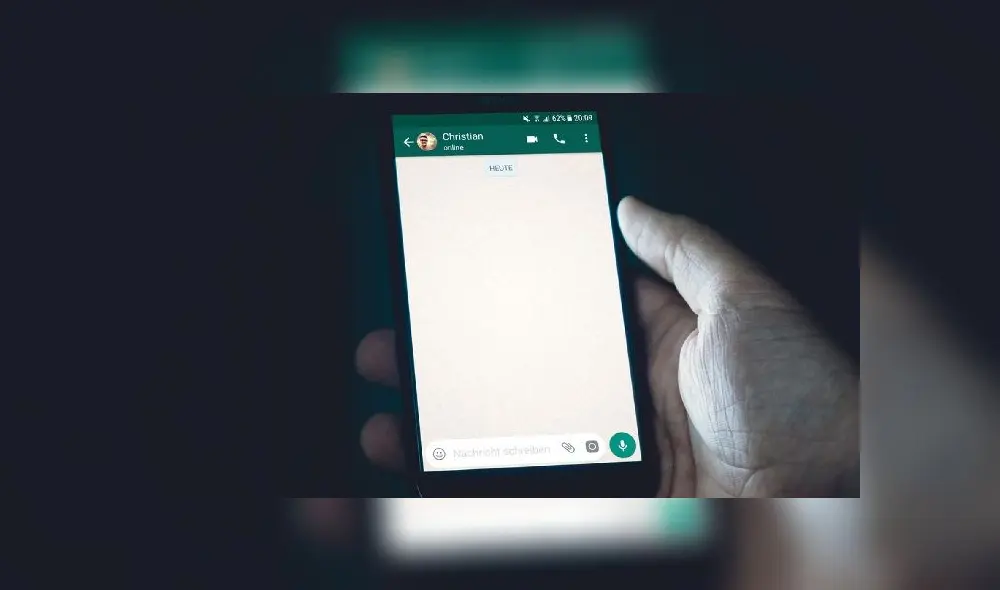 Última conexión de WhatsApp en iPhone.
