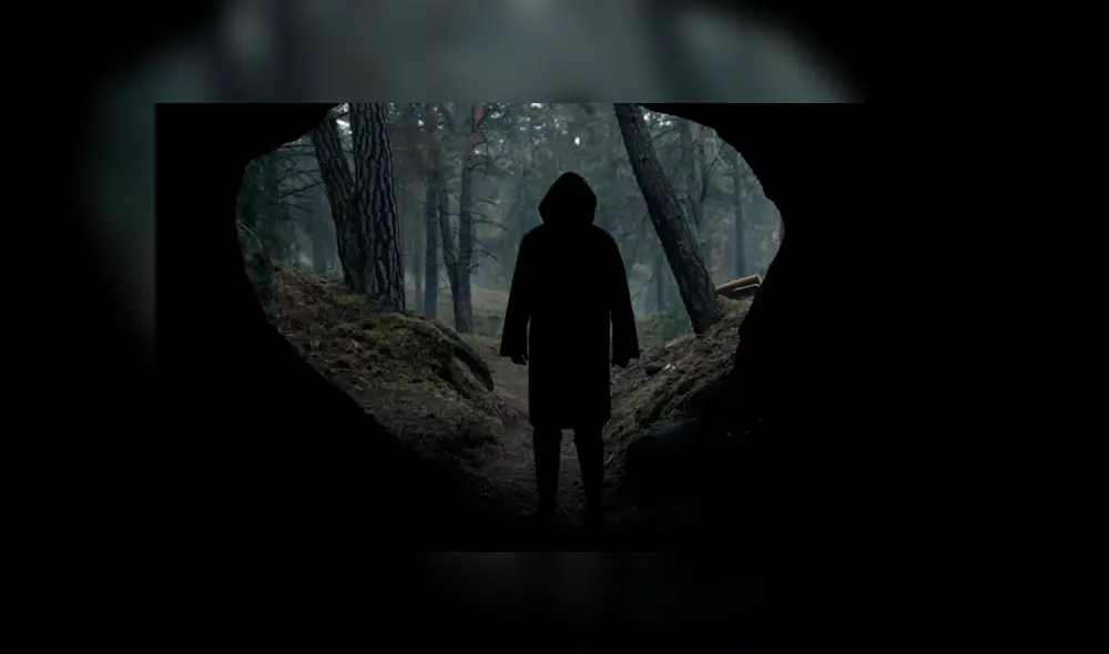 ¿Es posible viajar a en el tiempo mediante un agujero negro? 