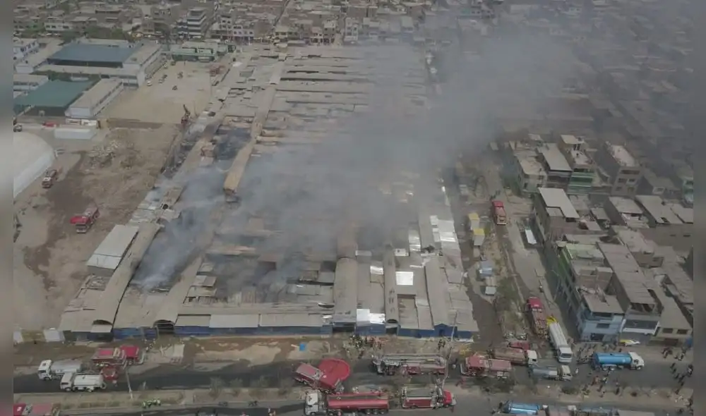 incendio San Juan de Lurigancho incendio San Juan de Lurigancho