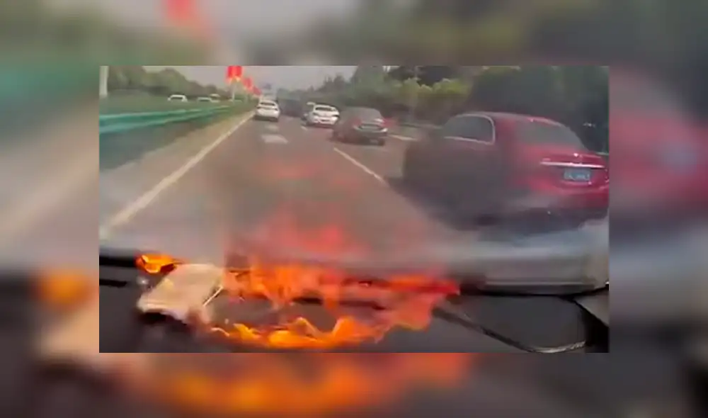 YouTube: iPhone de mujer explota por insólita razón mientras manejaba [VIDEO] 