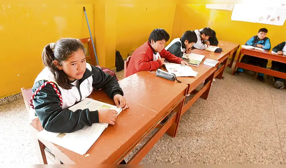 COCACHACRA
UN DIA DESPUES DEL LEVANTAMEINTO DEL ESTADO DE EMERGENCIA COCACHACRA
UN DIA DESPUES DEL LEVANTAMEINTO DEL ESTADO DE EMERGENCIA
