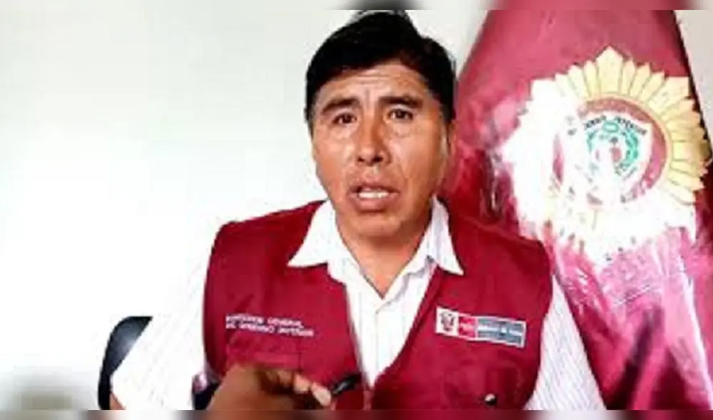 Subprefecto de Punta de Bombón, Vicente Luis Maqque. Subprefecto de Punta de Bombón, Vicente Luis Maqque.