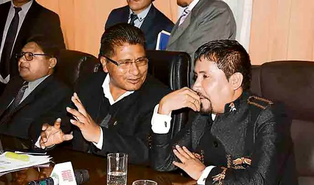 Walter Aduviri y Elmer Cáceres Llica Walter Aduviri y Elmer Cáceres Llica