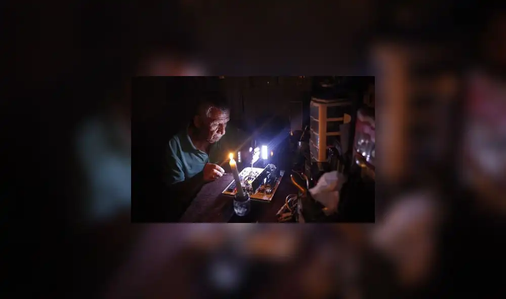 Cortarán servicio eléctrico en varios distritos de Lima y Callao. Créditos: EFE.