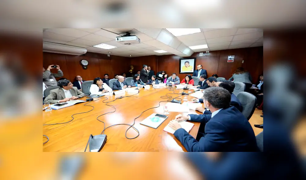 Bloquean en el Congreso debate técnico por Ley de Alimentación Saludable