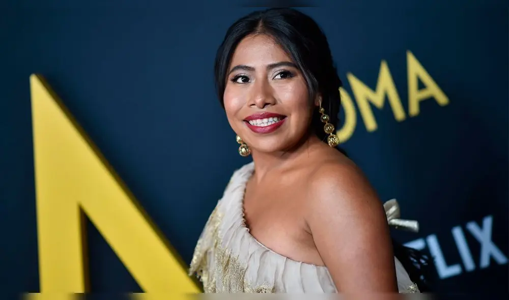 Critican a Yalitza Aparicio por supuestamente cobrar 30 mil pesos por foto con sus fans