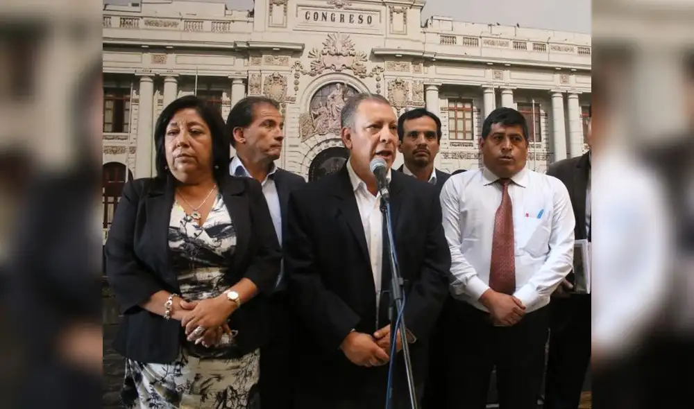 Partido de Arana acusa a Arce de coludirse con el fujimorismo