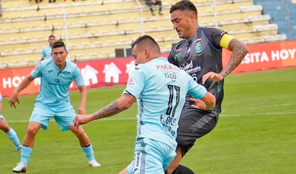 Bolívar y Blooming, cara cara, en el Hernando Siles de La Paz por el Torneo Apertura 2020. Foto: El Potosí