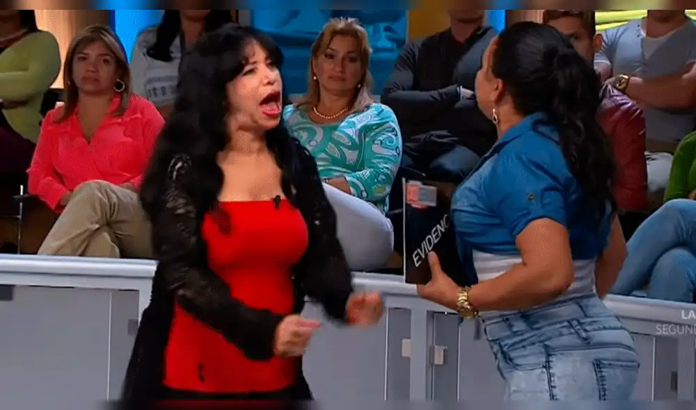 Ana María Polo es sorprendida por insólita pareja en el set de "Caso Cerrado" Ana María Polo es sorprendida por insólita pareja en el set de "Caso Cerrado"