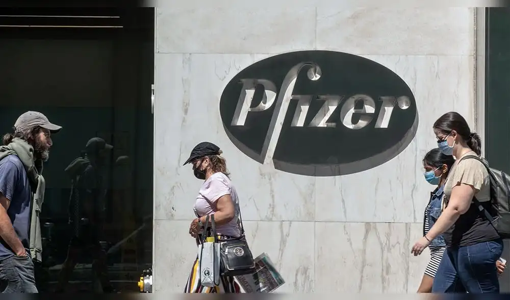 Pfizer Makes $1.95 Billion Deal With U.S. For Future COVID-19 Vaccine