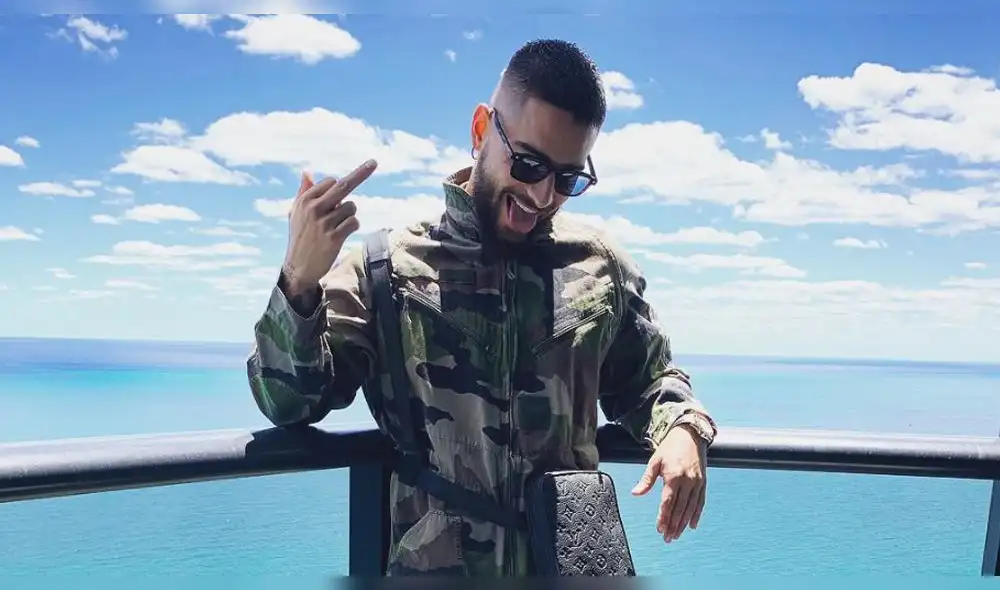 Maluma estrena documental y novia se roba todas las miradas [VIDEO]