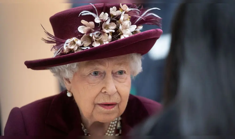 Debido a su edad, la líder de la familia real se encuentra dentro del grupo de riesgo de la enfermendad. (Foto: AFP)