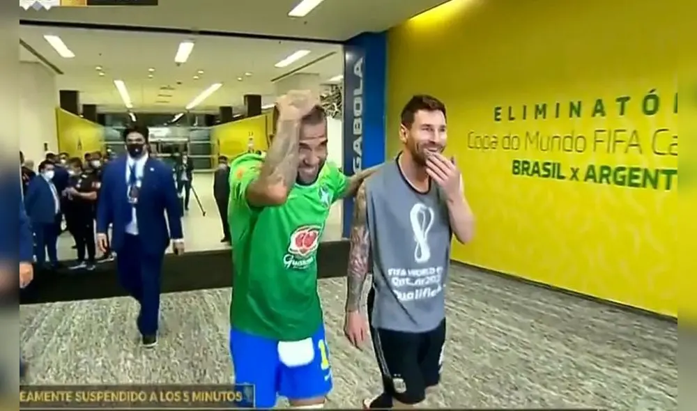 Brasil vs. Argentina suspendido: las selecciones rivales volvieron a los camerinos por la interrupción del encuentro. Foto: Twitter