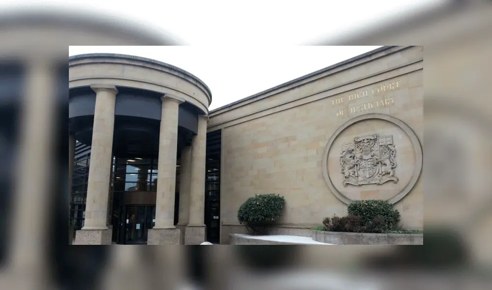 Hombre mata a su amigo con una pesa y comparte las fotos de su cuerpo