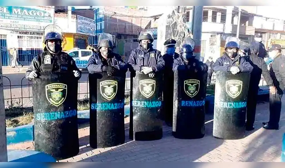 CONTAGIOS. Juliaca lidera contagios en el Altiplano. Población no respeta la distancia social. CONTAGIOS. Juliaca lidera contagios en el Altiplano. Población no respeta la distancia social.