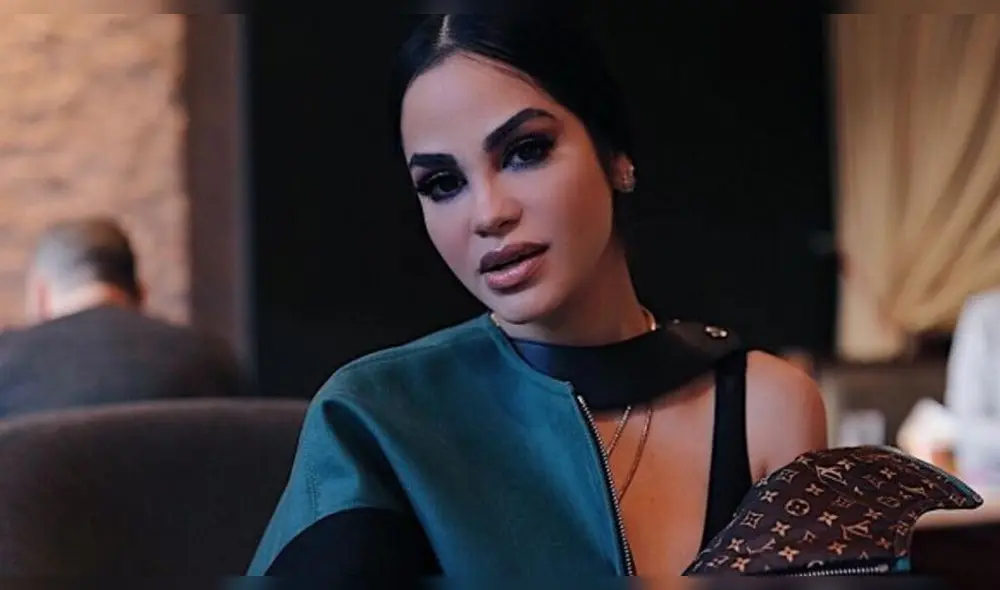 Natti Natasha cautiva con sexy manera de promocionar 'Toca, toca', su reciente single