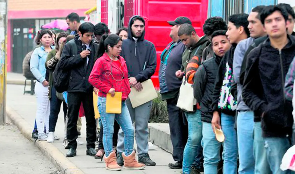 Sector afectado. El ejecutivo buscará revertir la precariedad que enfrentan los jóvenes que inician su vida laboral. Sector afectado. El ejecutivo buscará revertir la precariedad que enfrentan los jóvenes que inician su vida laboral.