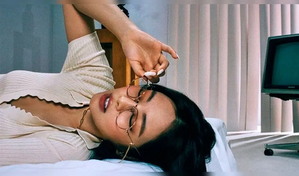 BLACKPINK: Modelo The Mood 032 & Sunlight GD  de la colección Gentle Monster x JENNIE, valorizado en US$250 y US$130 dólares respectivamente.