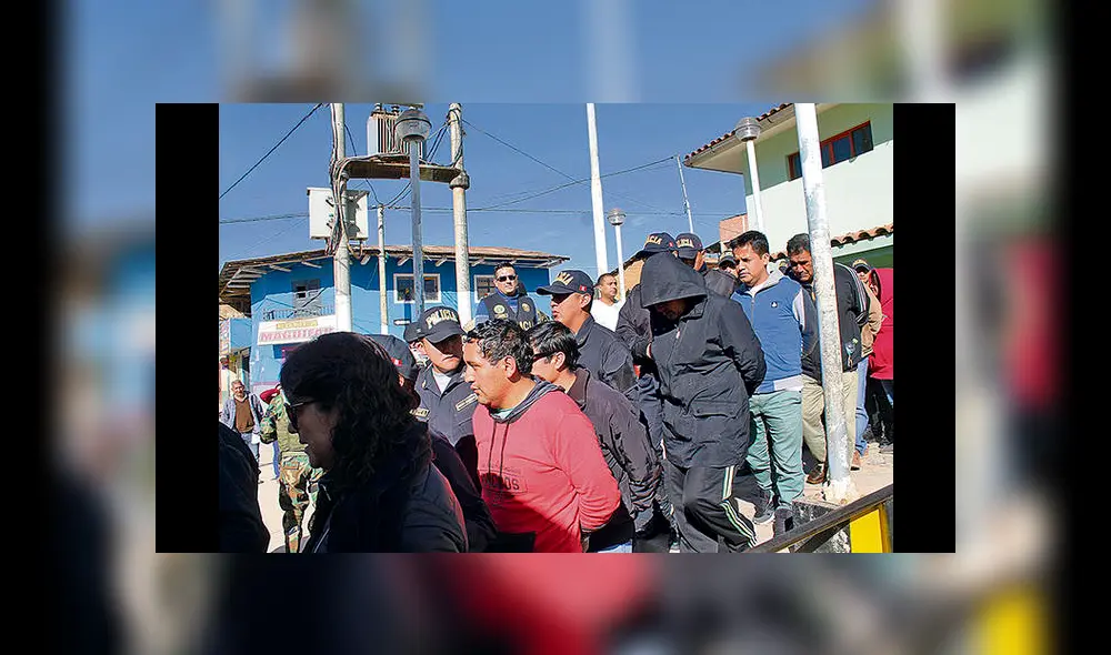 Fiscalía logra prisión preventiva contra 11 presuntos miembros de organización “Los Magos de la UGEL” 