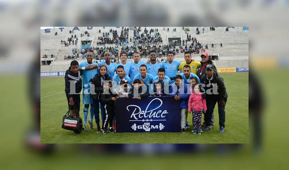 Equipo del Binacional