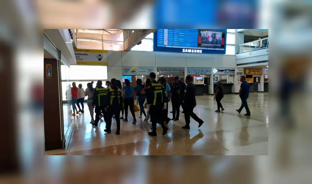 Cientos de venezolanos han sido expulsados del Perú en los últimos meses, muchos por participar en delitos y otros por documentación ilegal. Foto: TV Venezuela. Cientos de venezolanos han sido expulsados del Perú en los últimos meses, muchos por participar en delitos y otros por documentación ilegal. Foto: TV Venezuela.