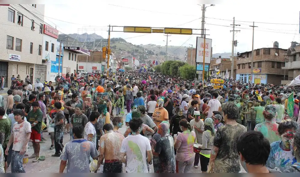 Promueven no desperdiciar el agua durante carnaval de Cajamarca