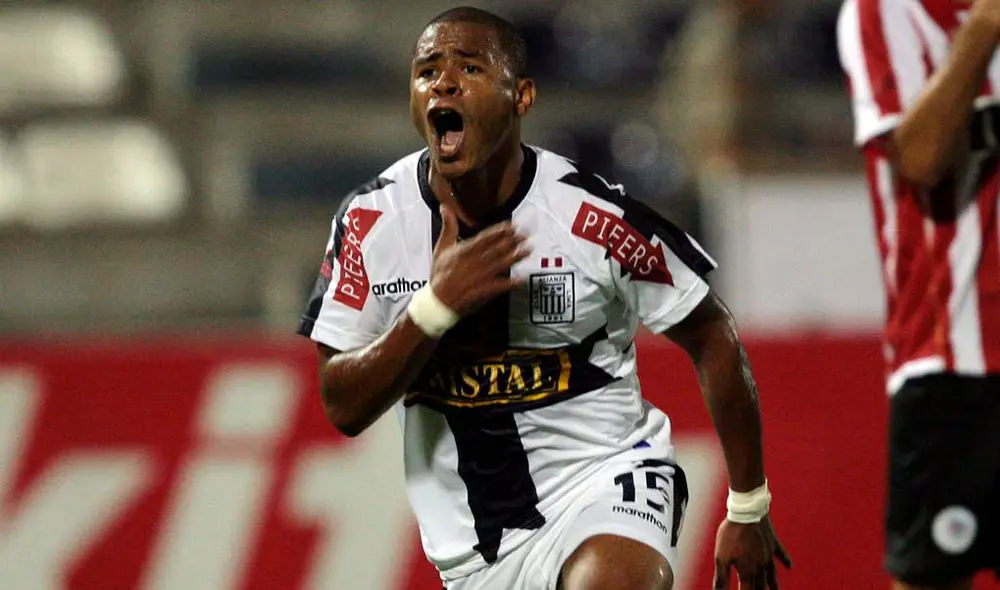 Wilmer Aguirré marcó un Hat-Trick ante Estudiantes de la Plata en la Libertadores 2010. Foto: DIfusión